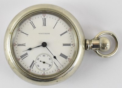 Lot 968 - WALTHAM; a 1909 railway watch in silver plated...