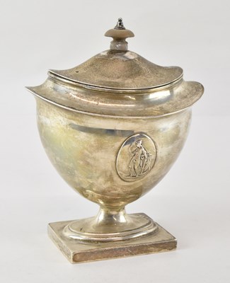 Lot 695 - THOMAS BRADBURY & SONS LTD; a George V...