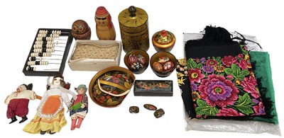 Lot 437 - A group of sundry collectors' items including...