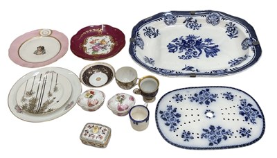 Lot 499 - COPELAND SPODE; a large blue and white oval...