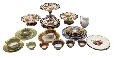 Lot 500 - A small quantity of sundry ceramics including...