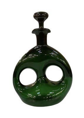 Lot 517 - An early 20th century green glass flask with...