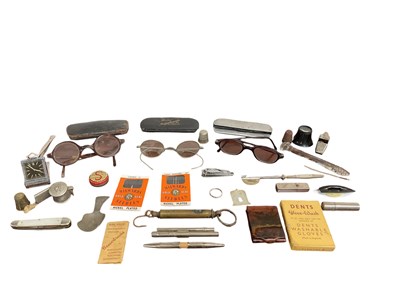 Lot 294 - Various mixed collectables comprising four...