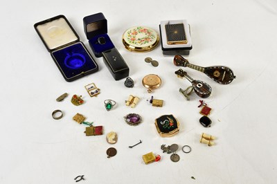 Lot 1746 - A small quantity of costume jewellery...