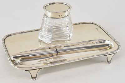 Lot 649 - ADIE BROTHERS LTD; a George V hallmarked...