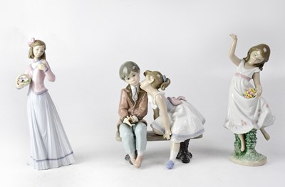 Lot 334 - LLADRÓ; three figures comprising a young girl...