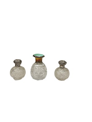 Lot 697 - ADIE BROTHERS LTD; a George V hallmarked...