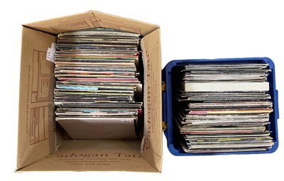 Lot 429 - Approximately two hundred and fifty 80s/90s...