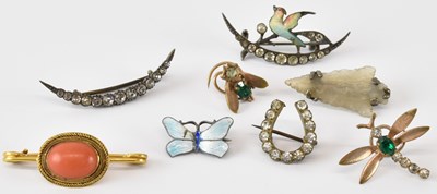 Lot 783 - A small quantity of costume jewellery...