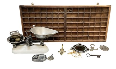 Lot 328 - AVERY; a pair of early 20th century scales,...