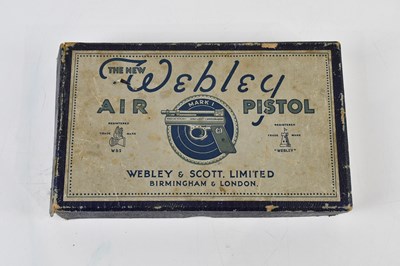 Lot 1642 - WEBLEY & SCOTT; a Mk 1 air pistol, No 5503, in...