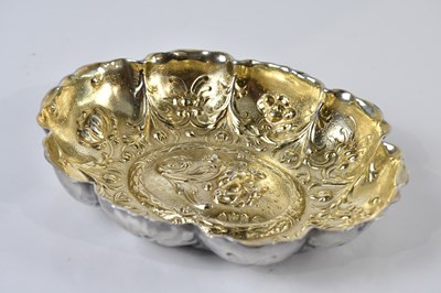 Lot 1453 - WILLIAM COMYNS; a Victorian hallmarked silver...