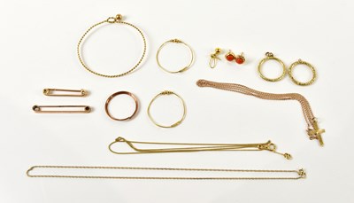 Lot 1471 - A yellow metal bar brooch stamped 9ct, a...