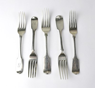 Lot 669 - Five hallmarked silver Fiddle pattern dessert...