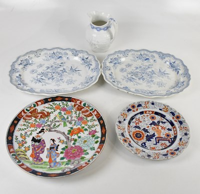 Lot 543 - A small group of ceramics comprising two...