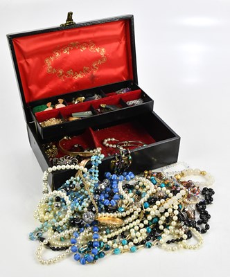 Lot 1750 - An assorted collection of costume jewellery...